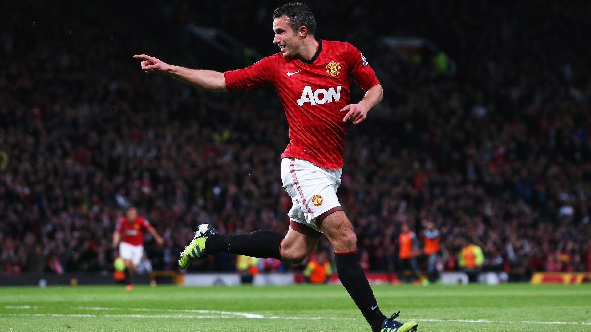 德甲拼搏精神：万众瞩目的精彩演出，德甲口号